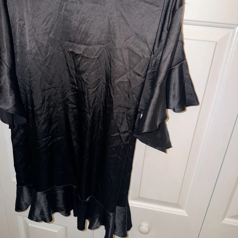Victoria's Secret Women's Black Satin Kimono Robe Belted Tie Ruffle Hem XS/S